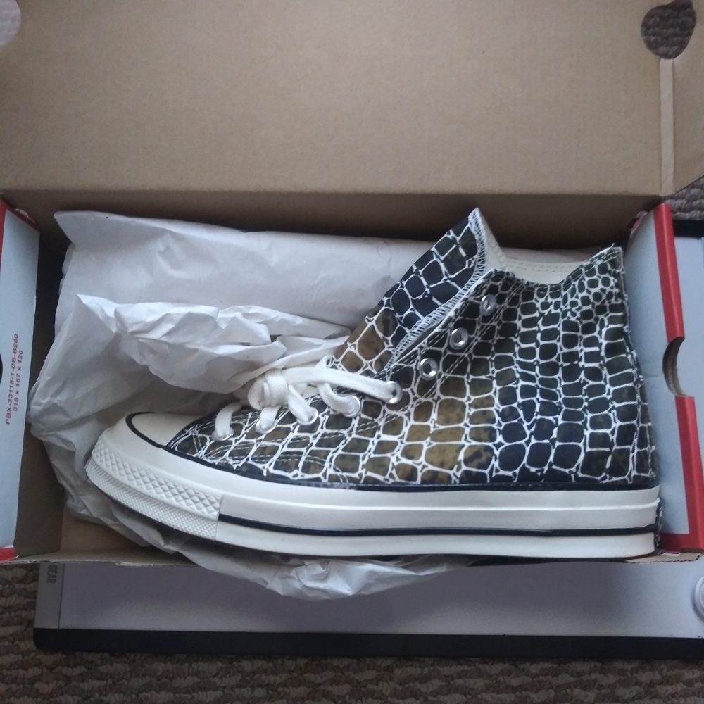Converse